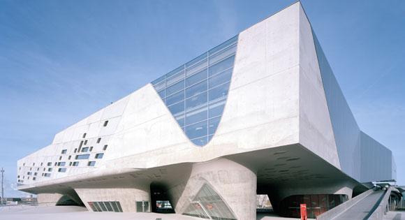 Zaha Hadid - Phaeno Science Centre 