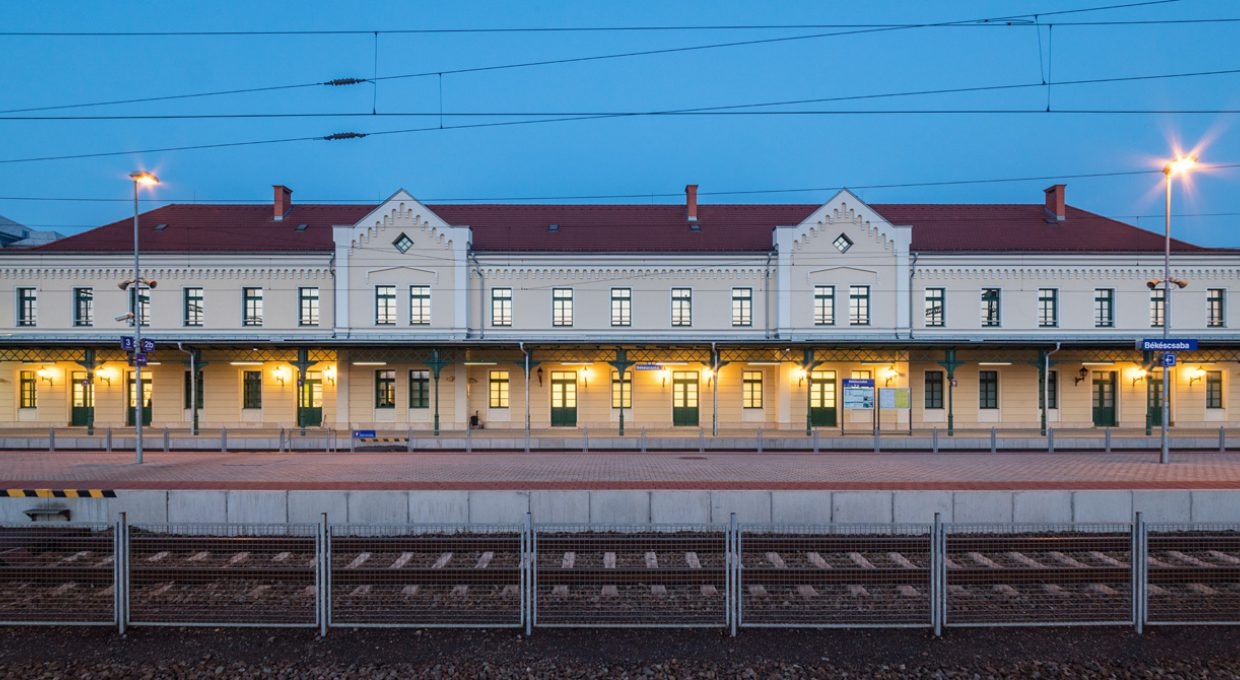 A békéscsabai indóház - Tervezte: Paulinyi-Reith & Partners, fotó: Bujnovszky Tamás