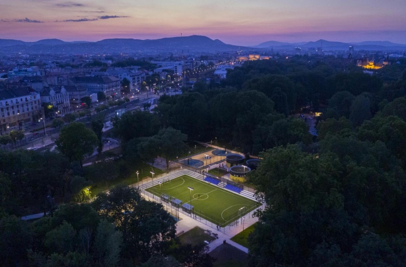 Átadták Budapest legsokoldalúbb sportcentrumát a Városligetben