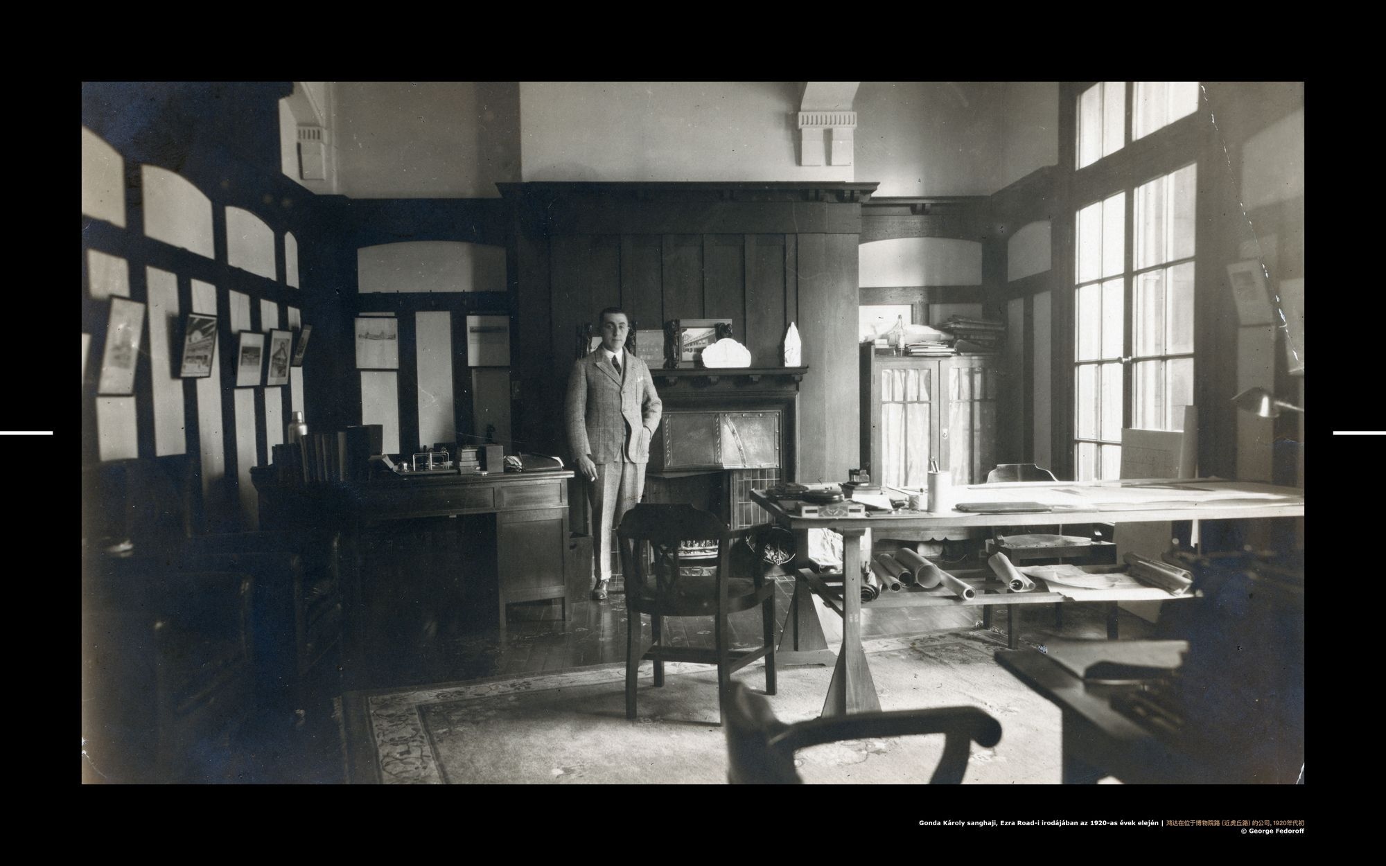 Gonda Károly sanghaji, EzraRoad-i irodájában az 1920-as években / © George Fedoroff