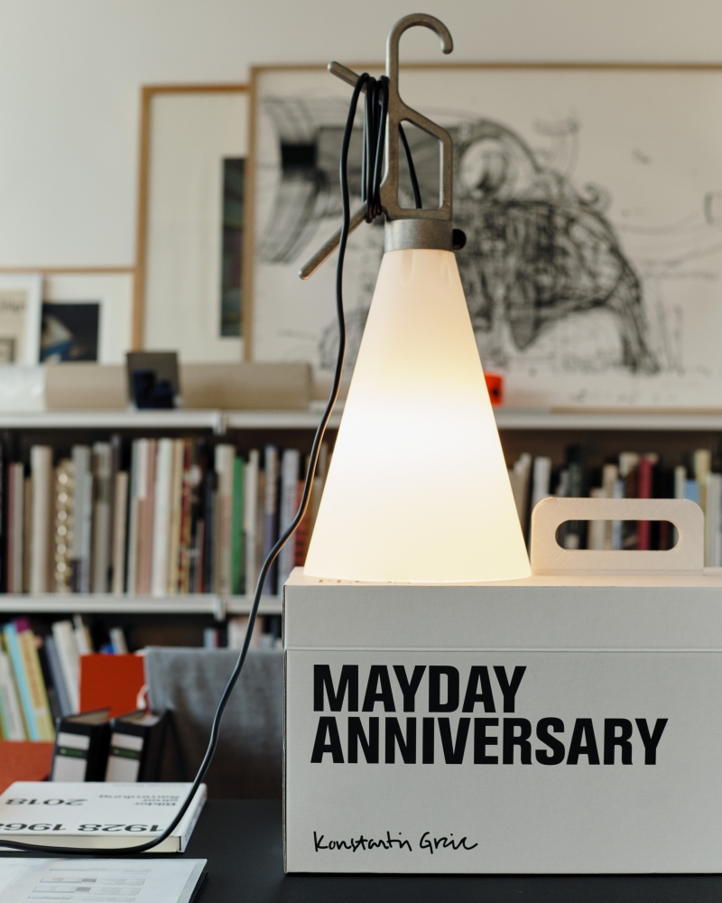 Húszéves a Flos ikonikus Mayday lámpája