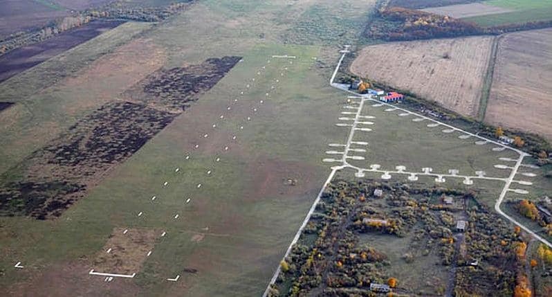 Drónok és tanulópilóták is lesznek Magyarország egyik legrégebbi repterén