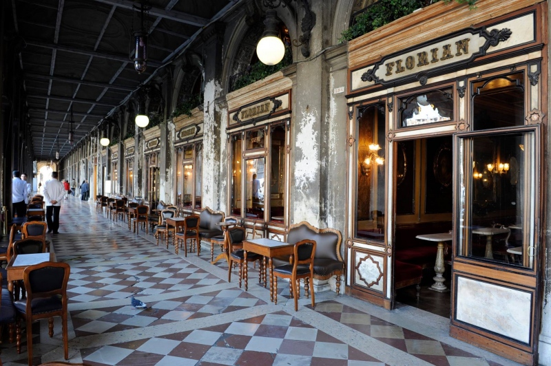 Bezárhatják Velence 300 éves kávéházát