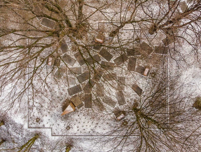 Különleges emlékpark született a lerombolt oświęcimi nagyzsinagóga helyén