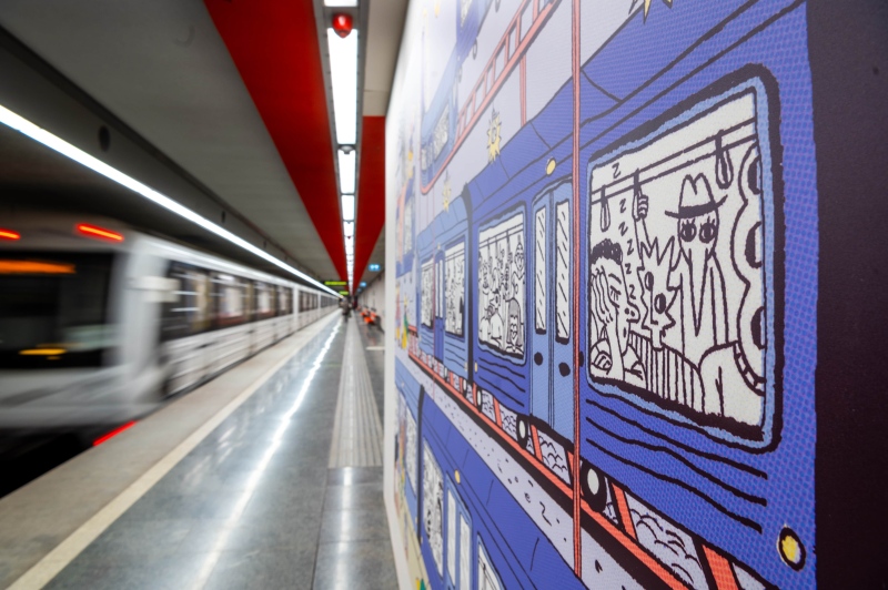 Labrosse-karakterek a Dózsa György úti metróállomáson