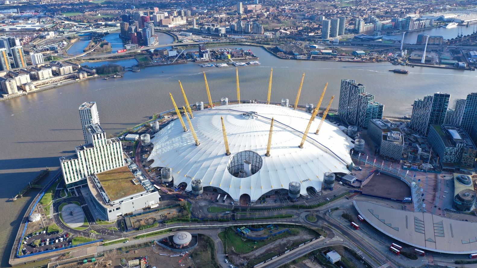 Millennium Dome / Rogers Stirk Harbour + Partners, (image: Aerial.motion)