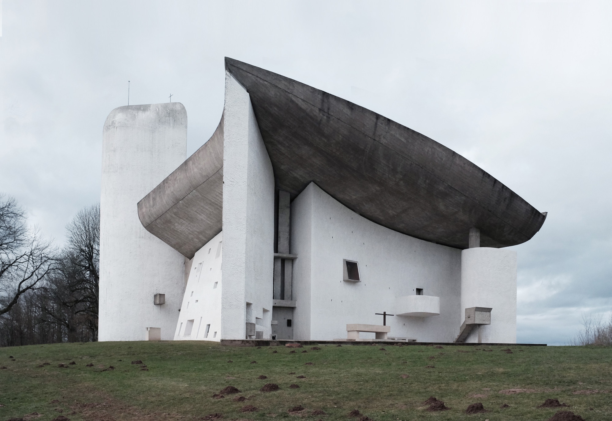 Le Corbusier: Ronchamp Chapel