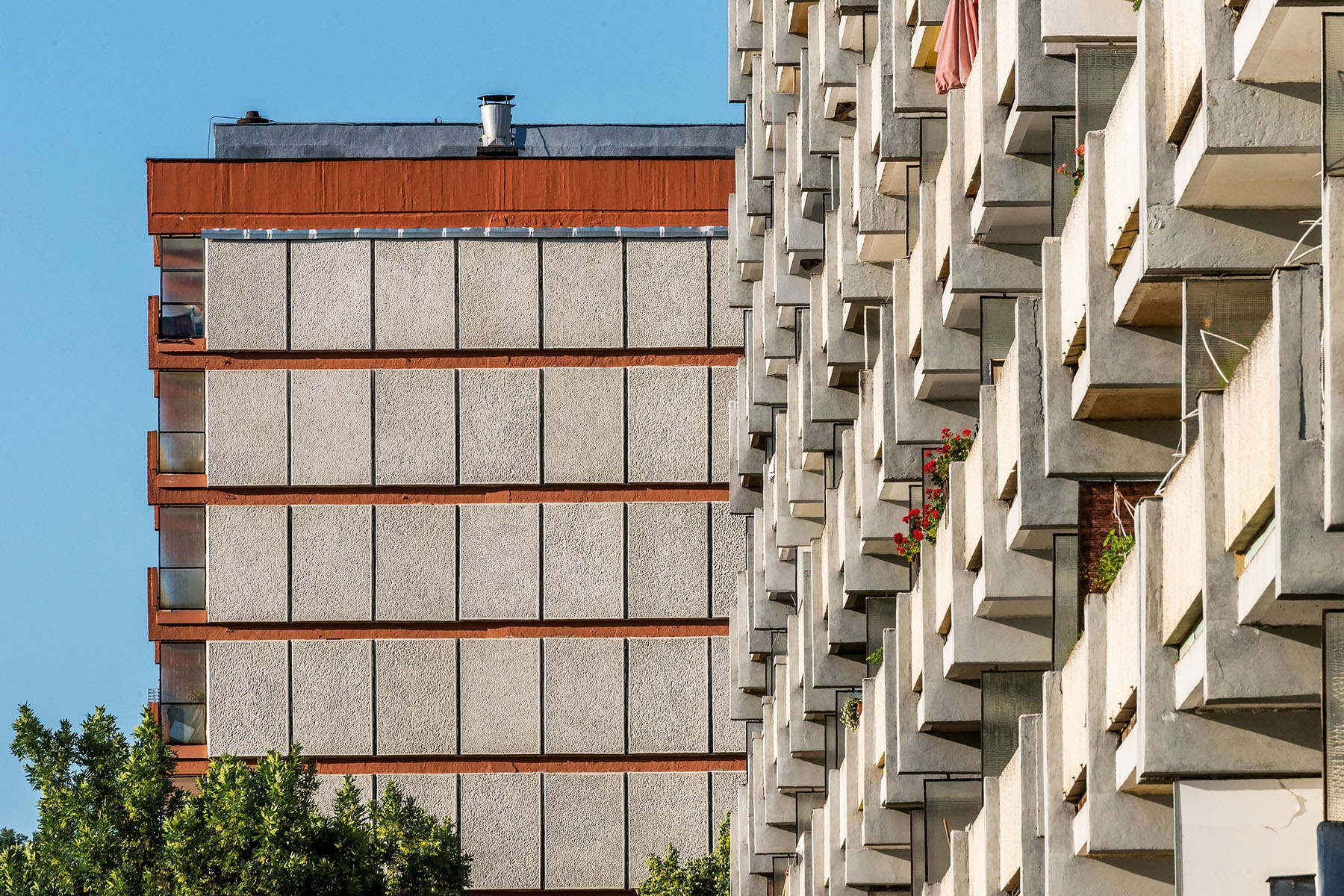 „Erkélyházak” – kilenc szintes lakóházak, terv: Magyar Géza (Lakóterv) 1967-72 körül