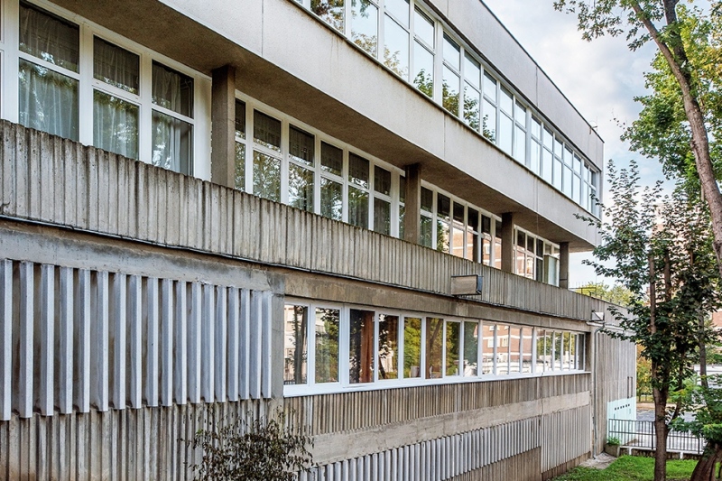 Gagarin Általános Iskola | Salgótarján modern építészete 1945-1990