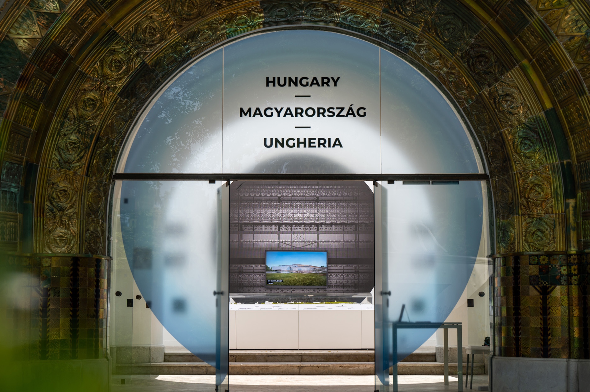 2023-ban a magyar kiállítás a Néprajzi Műzeum új épületével foglalkozott