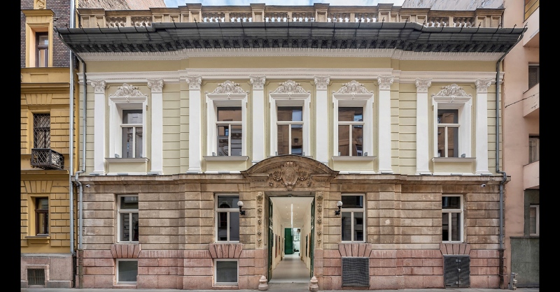Gyalogból királynő – Irodaház lett a Molnár utca 28. alatti palotából
