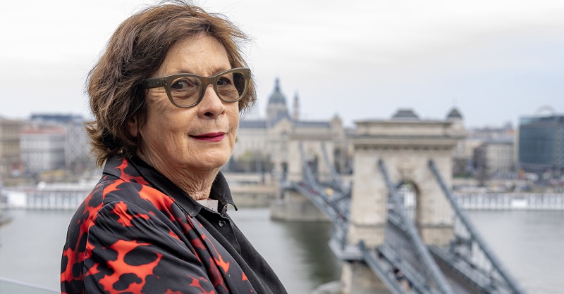 A pillanat építésze: Clotilde Burri-Blanc volt a beszéletőpartnerünk