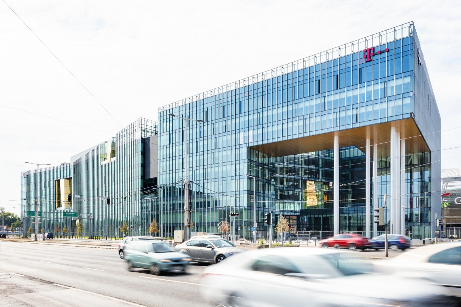Az év irodaprojektje 15 000 négyzetméter felett: Telekom HQ (építész: TIBA Építész Stúdió, fejlesztő: WING) 