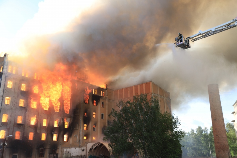 Leégett az egykori István-malom épülete Békéscsabán