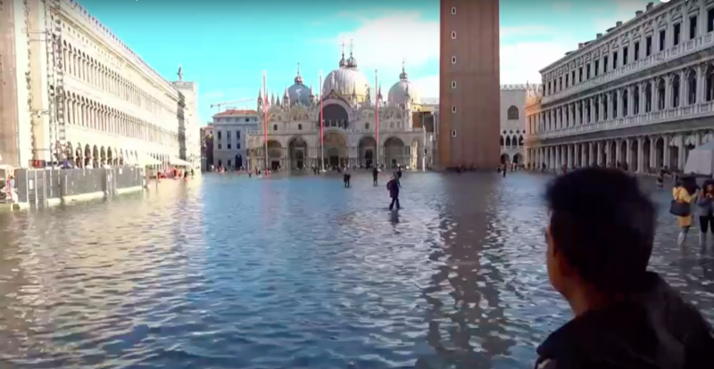 Vészhelyzet Velencében a rekordmagasságú árvíz miatt 