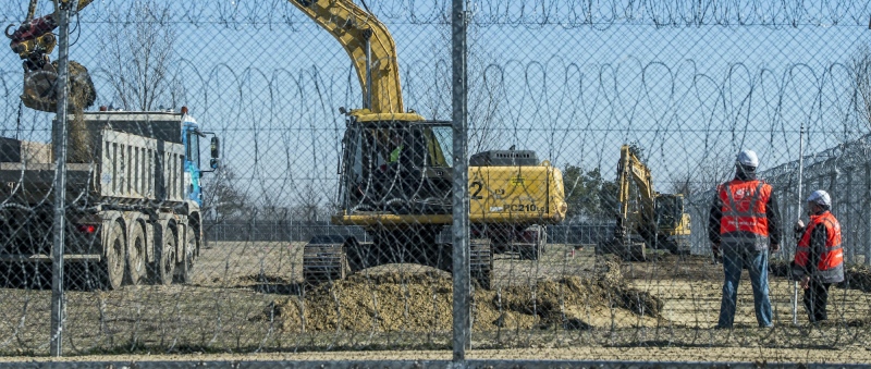 Magyar fejlesztésű önfertőtlenítő falburkolat készült