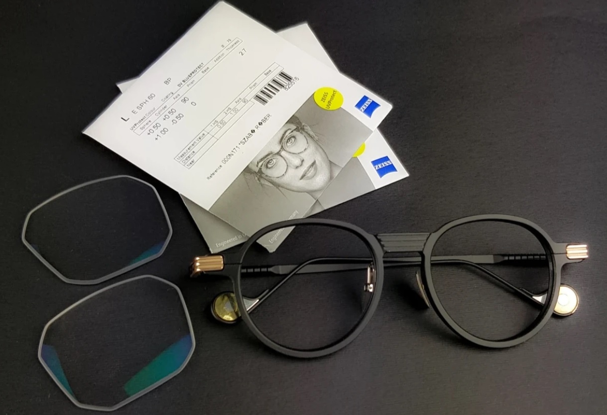 szemvizsgálati szemüveg