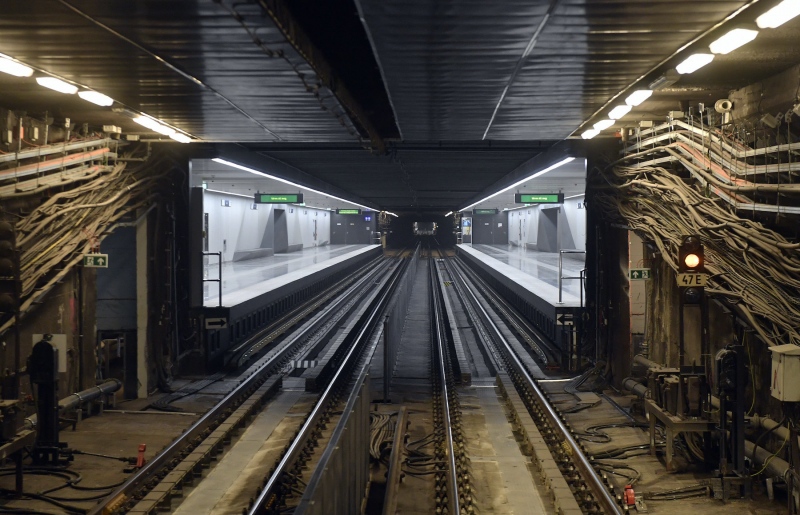Átadták a 3-as metró megújult déli szakaszát