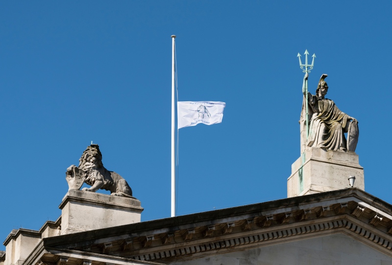 A jövő törékeny - Denes Ágnes zászlója lobog a Tate Britain felett