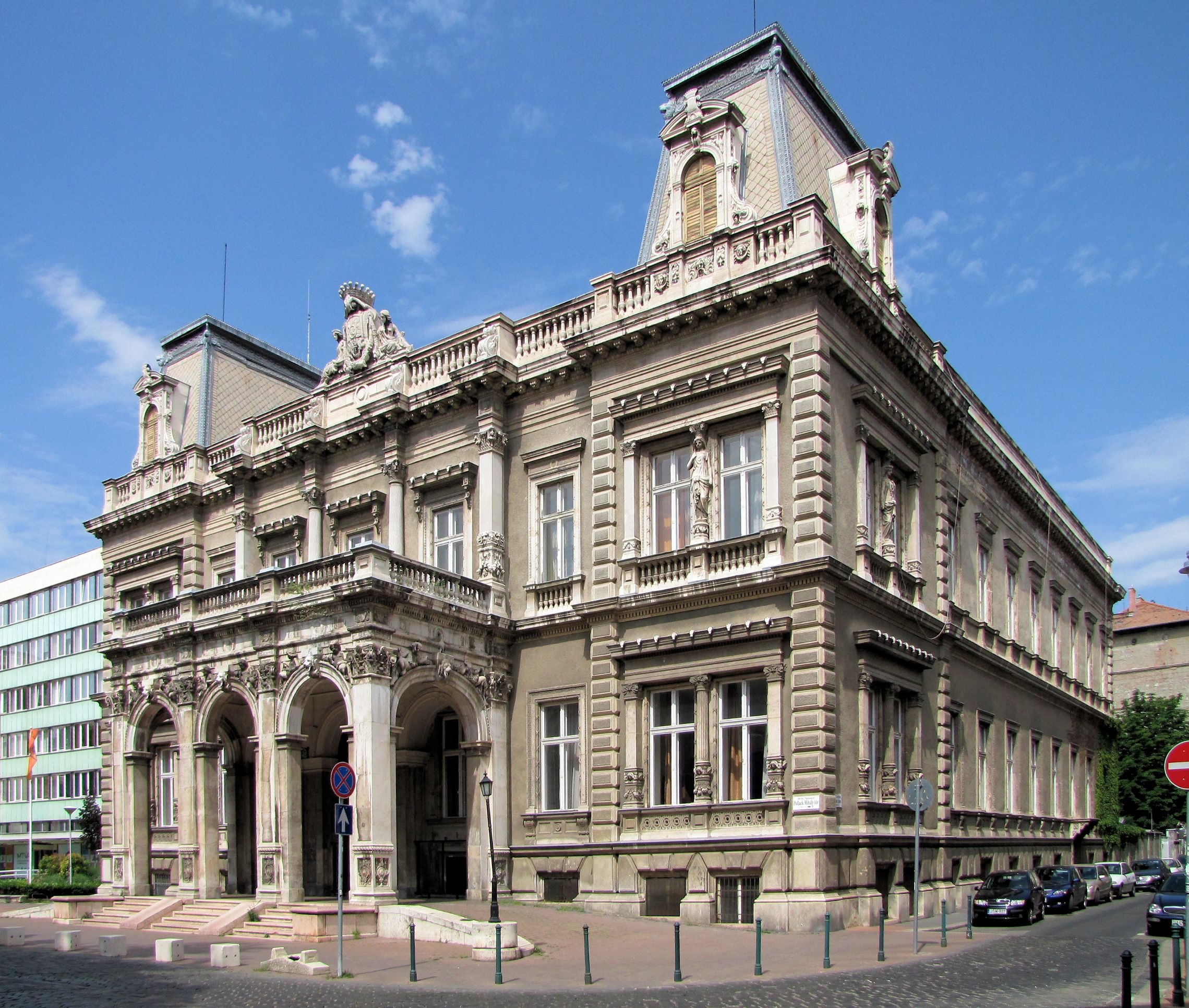  A Károlyi-palota Ybl Miklós tervei alapján épült. Fotó: Wikimedia Commons / Kovács Dániel