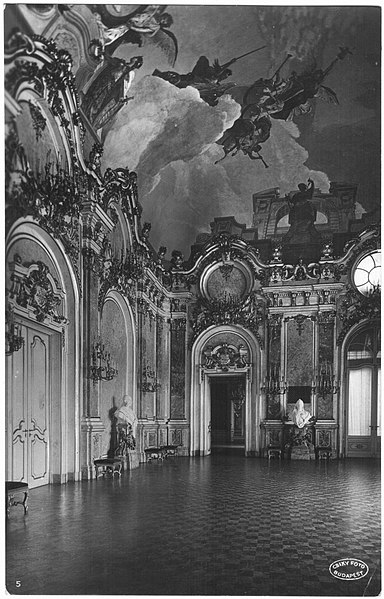 A Habsburg terem