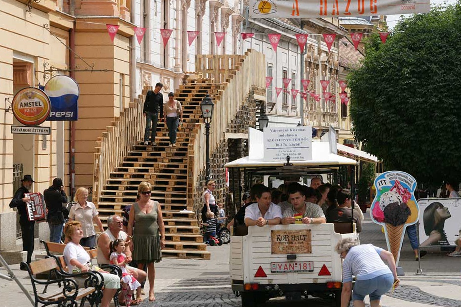 Épületprotézis Pécs, 2010. 