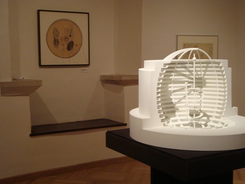 A Bauhaus gömbszínházának modellje