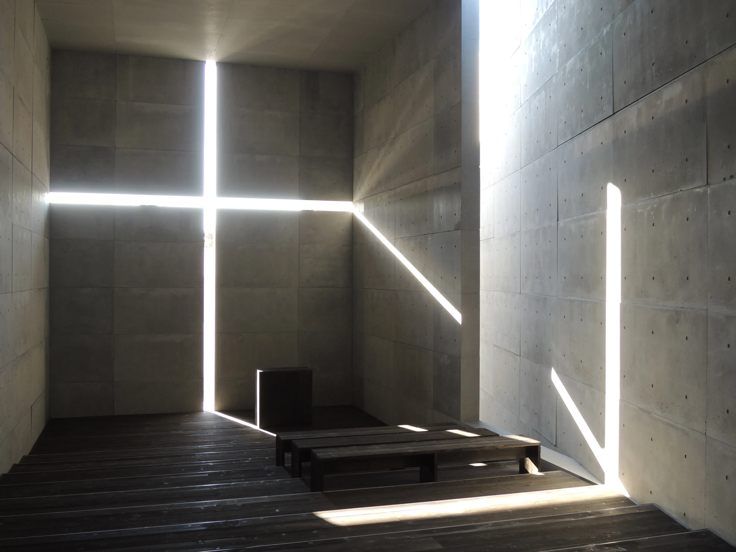 Tadao Ando: Church of the Light