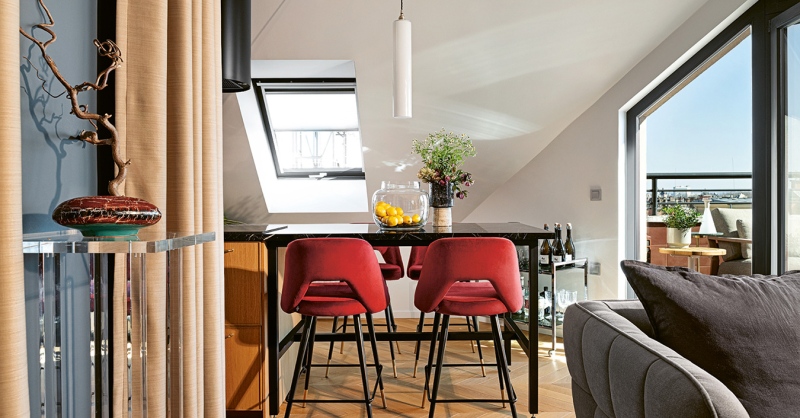 Stílusos padlástéri lakás a belváros szívében