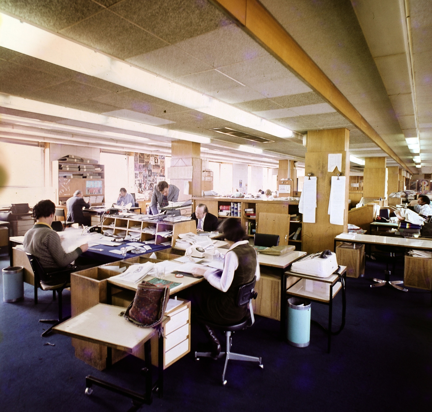 Itt az MTI egy irodai pillanatképét látjuk (Forrás: Fortepan, Adományozó: Szalay Béla, 1981)