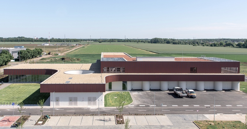 Szeretve született épület a Debreceni Egyetem Járműlaborja