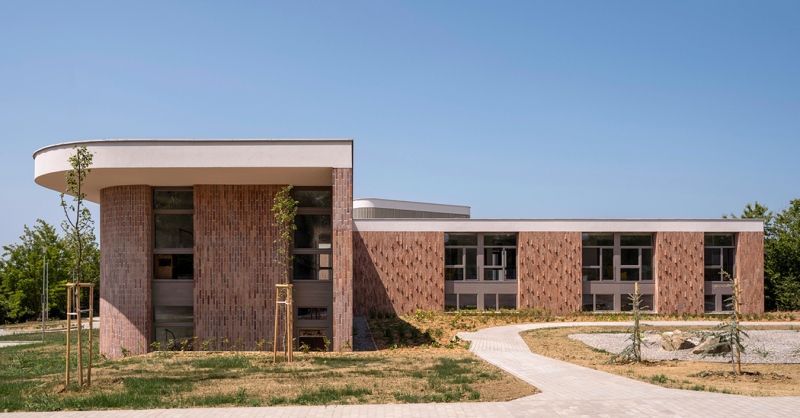 Közel negyedszázados gondolat és gyűjtés eredménye az új pécsi idősek otthona