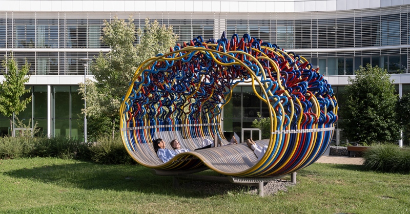 Inspiráló agyhullámok – Dr. Grastyán Endre emlékműve Pécsett