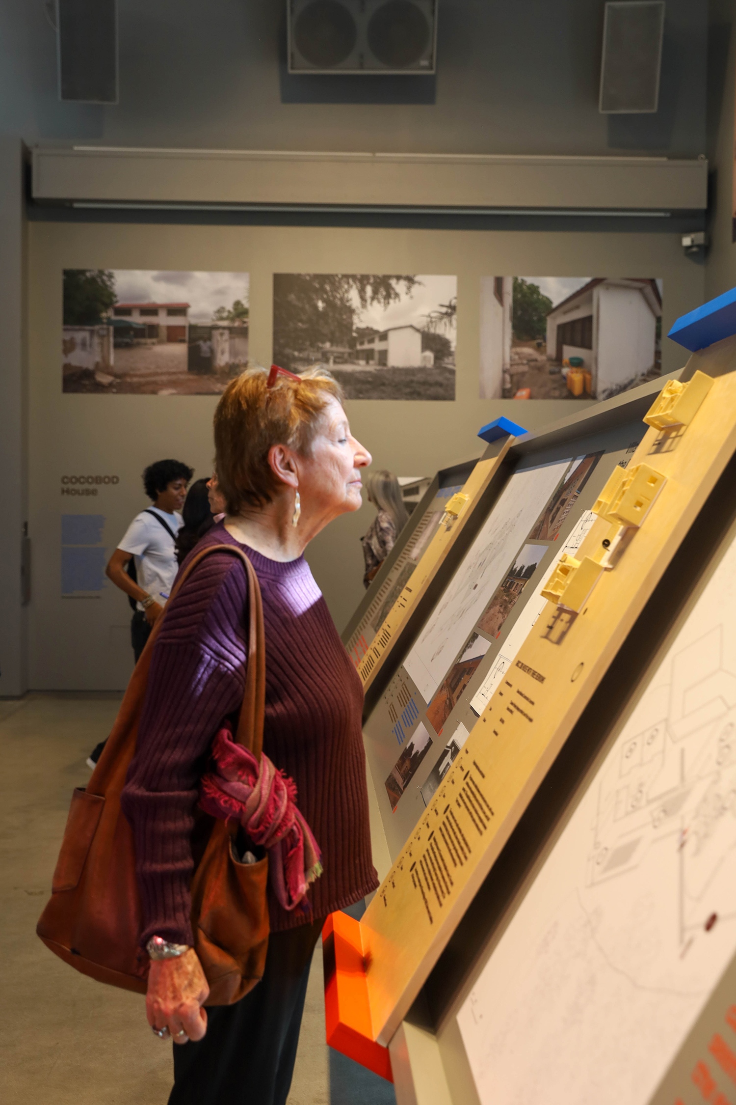 Képek a megnyitóról. Fotó: Alicia Mara