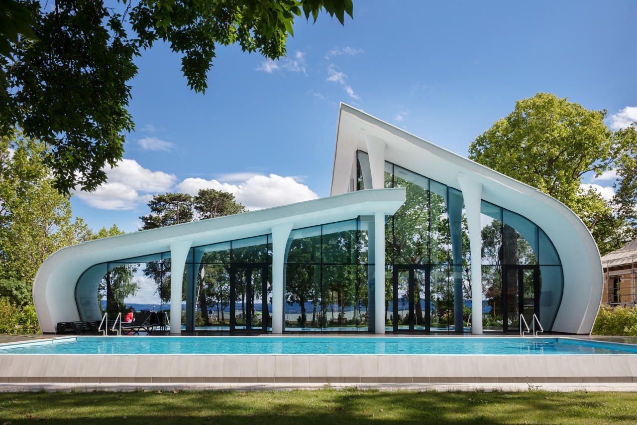 Privát villa, Balatonlelle, Magyarország. Alkalmazott rendszerek: MB-79N, MB-SR50N EFEKT