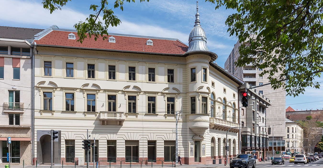 Így lett Márai Sándor Művelődési Ház az egykori Budai polgári kaszinóból