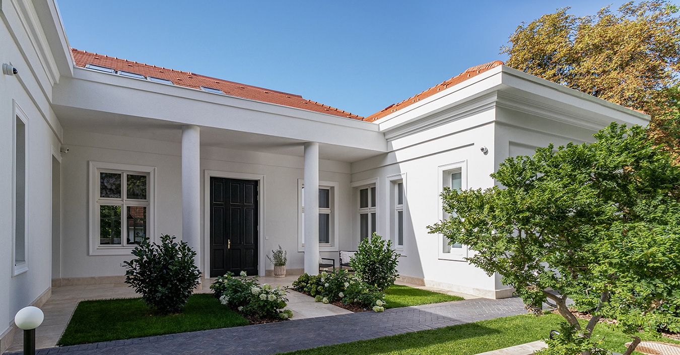 Eredetileg présház volt ez a török korból származó pince tetejére épült villa