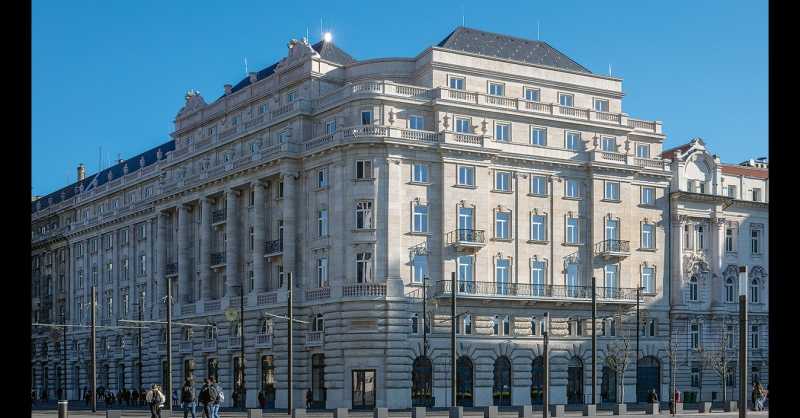 A Kossuth téri Szabad György Irodaházról